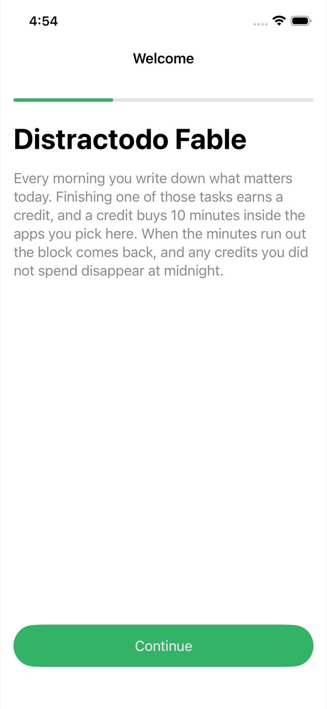Fable build (“Distractodo Fable”): onboarding welcome screen explaining the credit system
